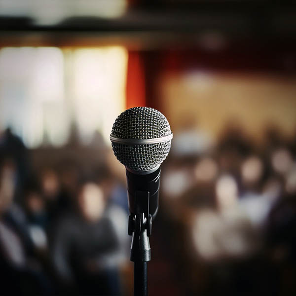 Palestras que Inspiram Transformação em Santos | São Vicente | Guarujá | Praia Grande | Cubatão | Luciana Rojas